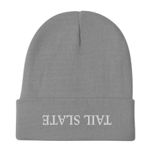 Embroidered Beanie/ Tuque avec broderie (Tail slate)